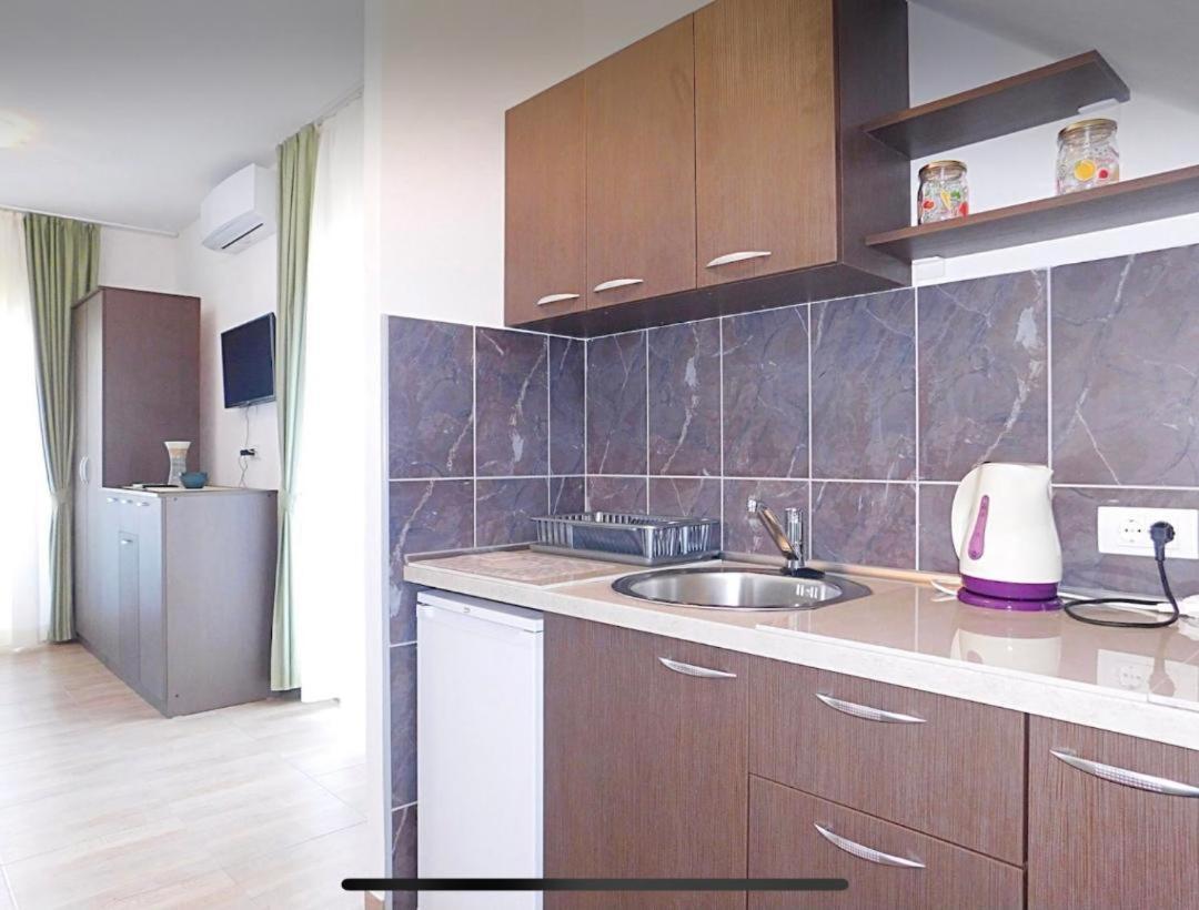 Apartments Lekic بودفا المظهر الخارجي الصورة